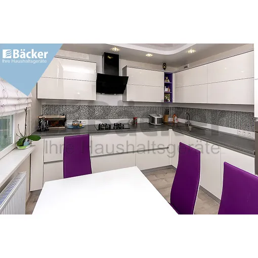 Кухня для городской квартиры K8-modern белый лёд